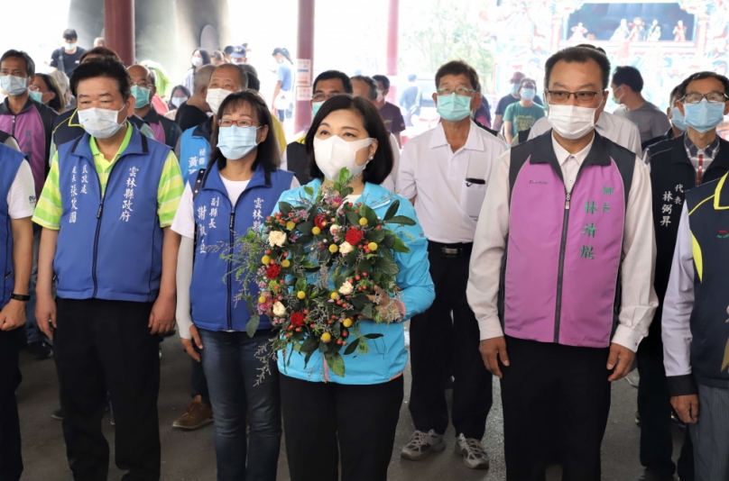 清明掃墓祭祖雲林縣長張麗善視察公墓納骨塔環境及防疫措施 台灣華報