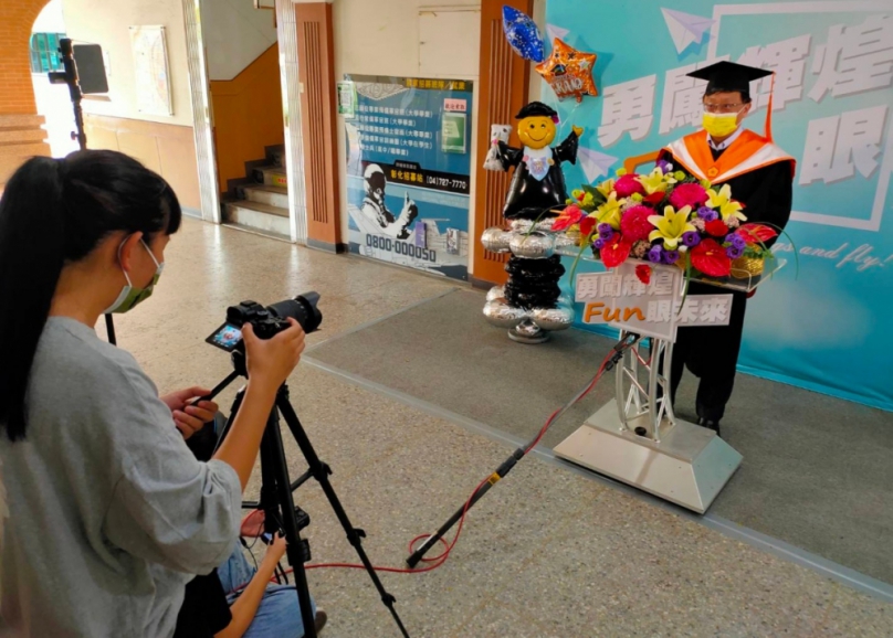 中州科大今日以事先錄影方式舉行「線上畢業典禮」。（照片中州提供）