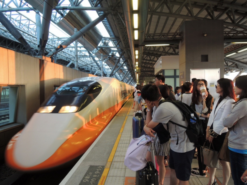 台灣高鐵2021中秋疏運 實施全車對號座  加開179班次列車  8月20日凌晨開放購票