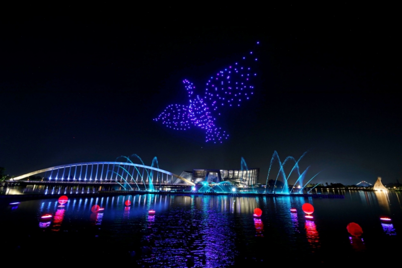 「疫」起守護 以天光為主題 故宮南院2021無人機展演  參加第二屆國際群飛競賽獲世界首獎