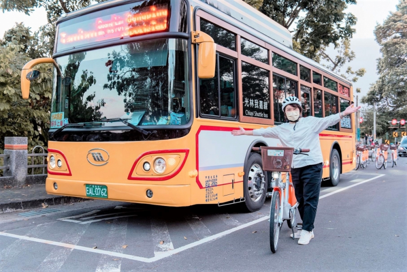 玉兔迎春過新年〜春節連假到嘉義市遊玩 市區公車服務不打烊！