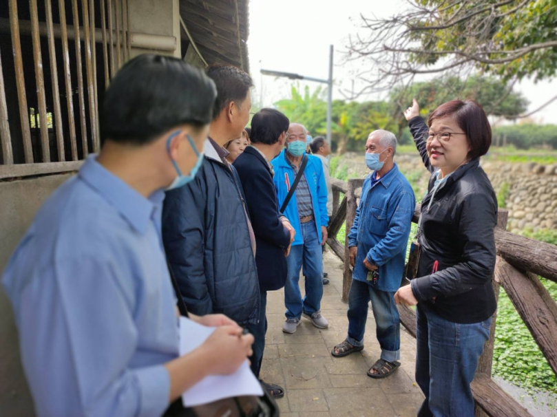 台中霧峰泉水埤生態園區年久失修  水質污染環境髒亂  市議員張芬郁集合公民社力量共同恢復昔日風貌