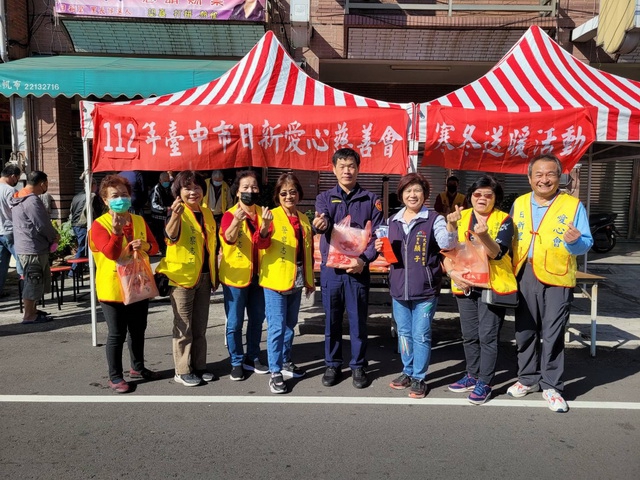 霧峰警分局內新派出所志工分隊長顏子愛心不落人後  社區警政關懷弱勢生活安全服務