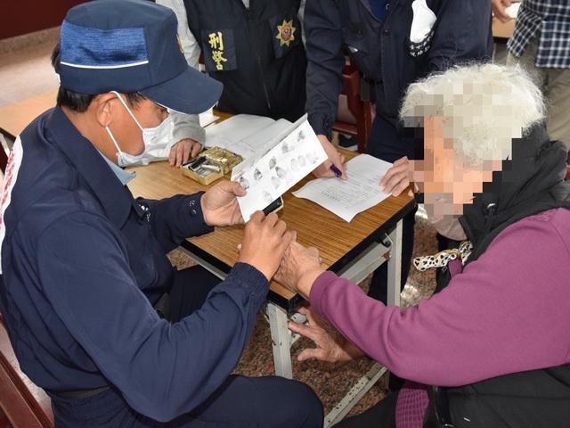 烏日警察幫你守護家中長輩  搭配反詐騙宣導防護力加倍