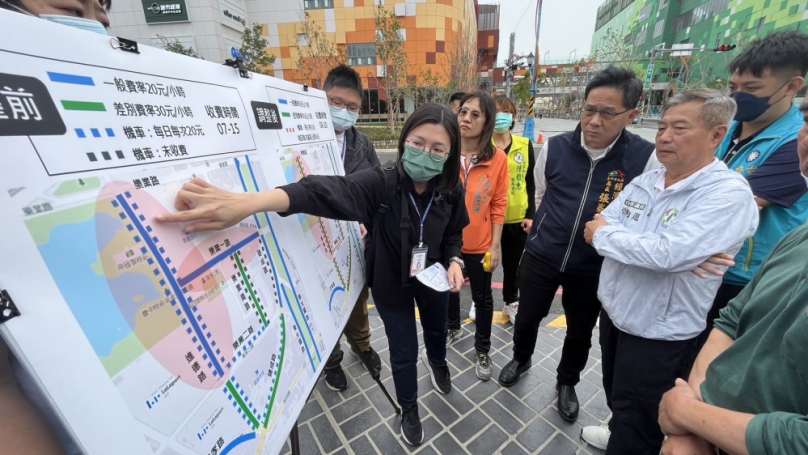 台中市建國市場周邊停車收費調整  市議員鄭功進批為LaLaport犧牲基層攤商