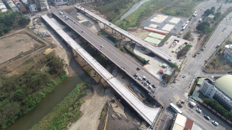 台18線軍輝橋改建  工程改道5月5日中午起  上下游通行便橋  舉辦交通維持地方說明會