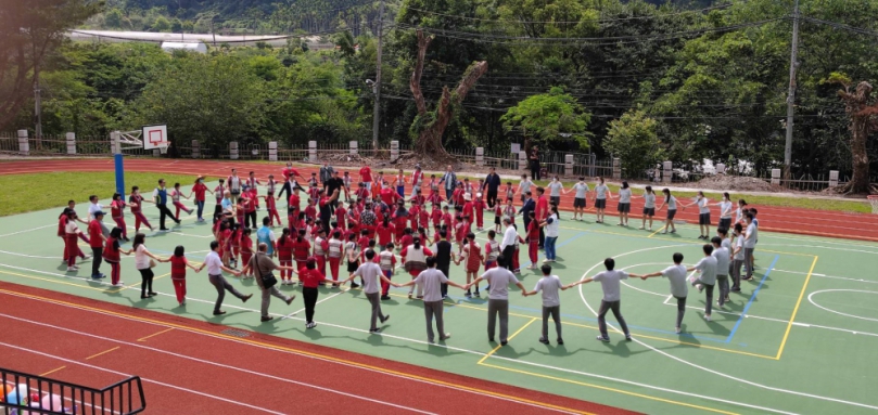 仁愛鄉南豐國小村校聯合歡慶母親節暨新建操場及坡地景觀啟用