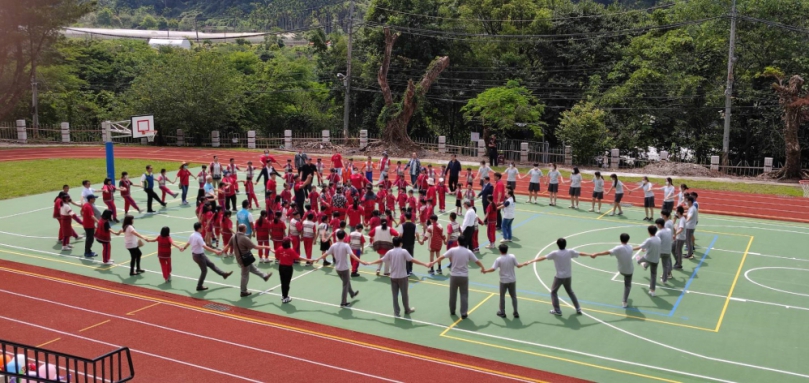 仁愛鄉南豐國小村校聯合歡慶母親節暨新建操場及坡地景觀啟用