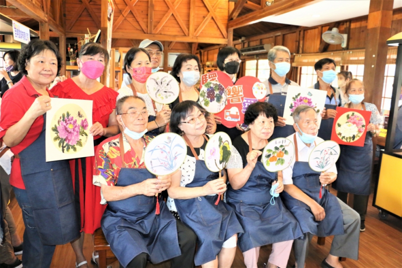 雲林公益平台「驛起響愛」10周年公益園遊會 邀您一起響愛認購愛心攤位、園遊券 發揮愛心做公益〜