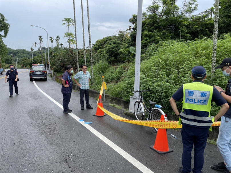 雲縣陳姓七旬老翁騎單車  嘉義縣內埔鄉間迷路  清晨路倒竹崎警救援已回天乏術