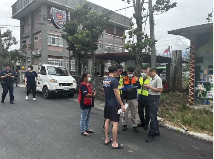 11人送醫｜虎頭蜂群攻擊臺東縣延平鄉鸞山森林博物館旅遊團