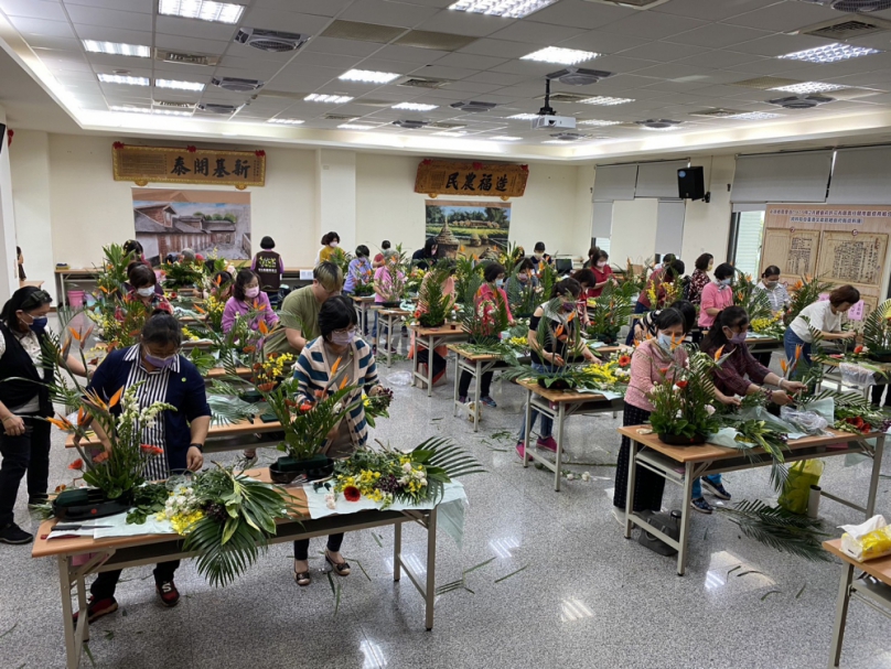 ﹁花藝設計評鑑﹂永靖鄉登場。（照片農會提供）