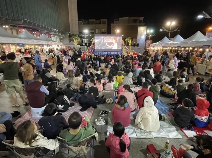 星空電影院｜花蓮市掀熱潮，魏嘉彥與市民周末同樂！