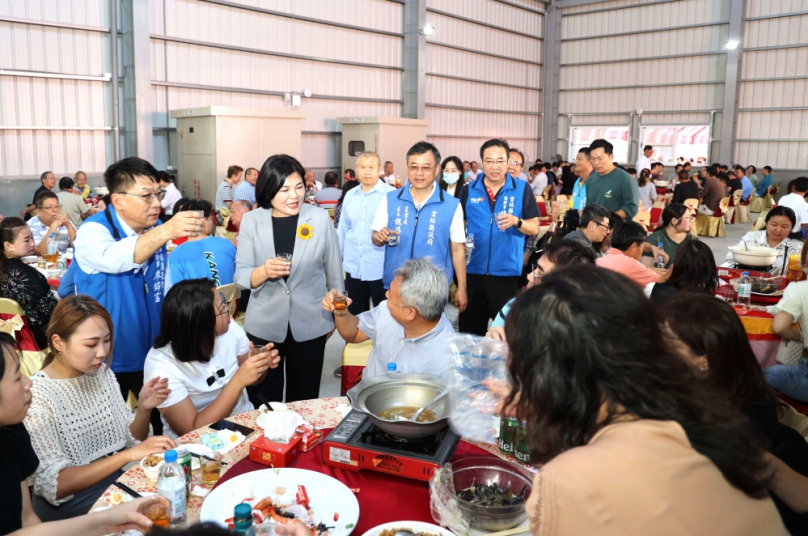 雲林首屆蔬食幸福餐桌獲熱烈響應 吸引來自各地逾3000名鄉親齊聚品嘗 明年將擴大舉辦澎湃雲林饗宴〜