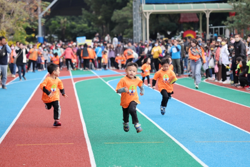 大手牽小手　幼兒體能運動會盛大登場