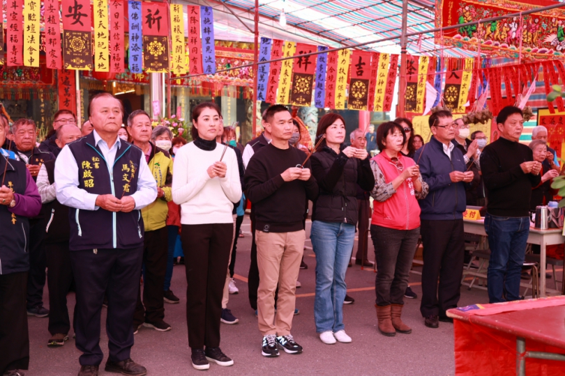 草屯惠德宮祈安法會圓滿，許縣長上香祈福