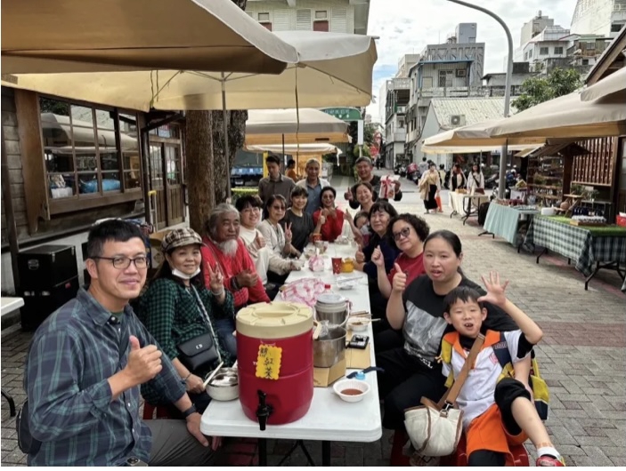 花蓮市推動客庄文藝復興｜號召市集攤商打造客語一條街