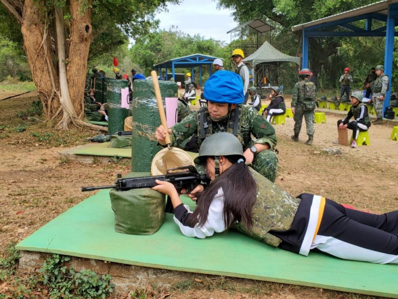 南投縣高中職校113年度學生2千人實彈射擊活動