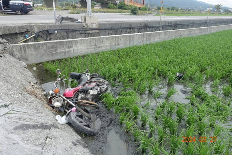 噴飛稻田｜玉里客城紅橋車禍，81歲翁車毀人亡，酒駕男法辦！