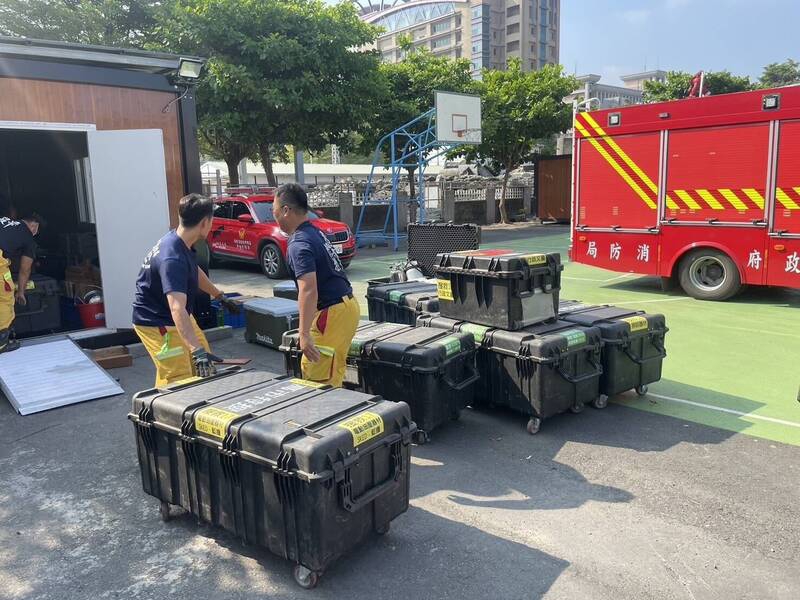 花蓮強震高雄消防局特搜隊馳援花蓮