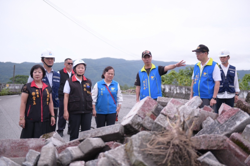 關心壽豐災情｜徐榛蔚、曾淑懿，視察道路橋樑毀損狀況 ，指示盡速搶通！