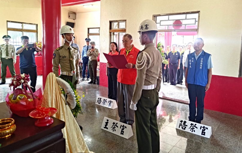國軍退輔會主委馮世寬祭悼雲林「十八將軍祠」先烈 並頒布任務終止令！