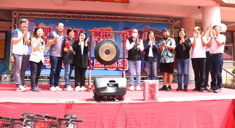 雲林虎尾「驛起響愛」公益園遊會11年不間斷 愛心攤位及民眾熱烈響應公益善行 一起1+1讓善延續〜