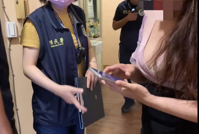 ​夫妻養生館逼女移工下海接客