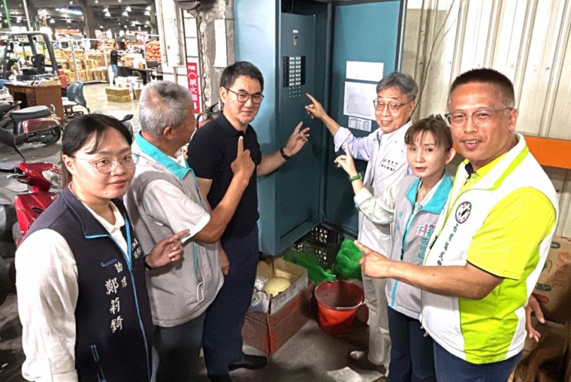 雲林立委劉建國邀農業部長陳駿季視察西螺果菜市場與稻穀乾燥中心 積極協助促進西螺農業轉型升級〜