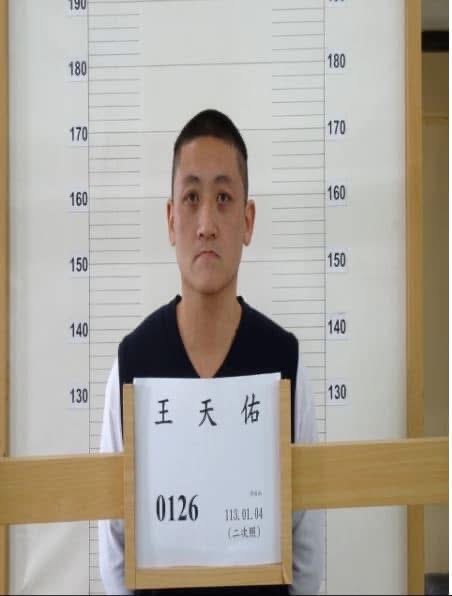 大逃亡｜《監獄風雲》電影真實版，綠島監獄受刑人王天佑把管理員反鎖在倉庫後脫逃，警方全面追緝，晚上10時捕獲！