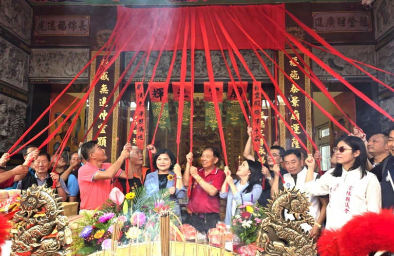 雲林斗六「二城福德廟」落成揭牌 盛大迎請台灣三大福德正神分靈入廟安座賜福 廣發500份愛心紅包溫暖在地弱勢家庭〜