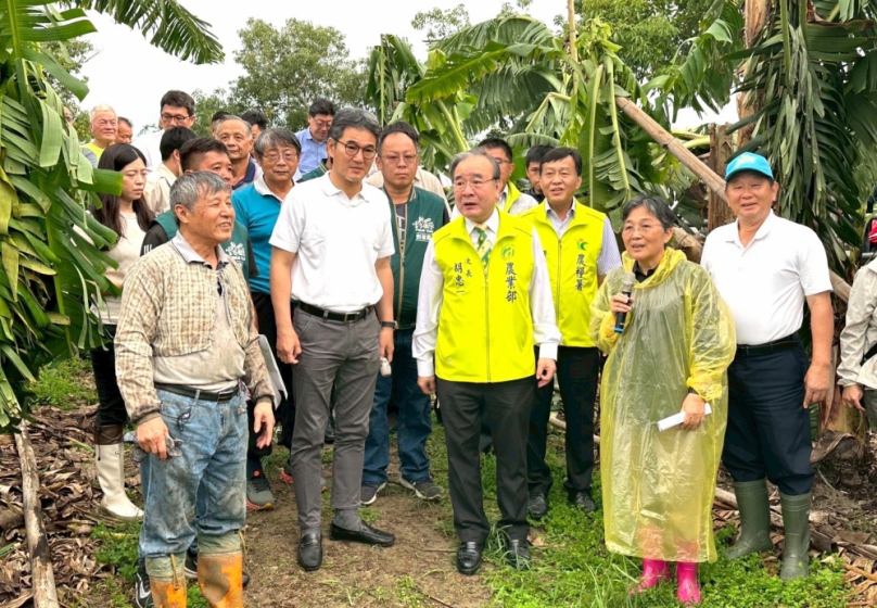 丹娜絲颱風重創雲林 立委劉建國邀農業部次長胡忠一等人會勘農損 要求大宗作物、大片損害「免現勘」從速救助！