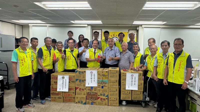 挺台電同仁！台南市總工會與勞工服務協會送暖慰勞