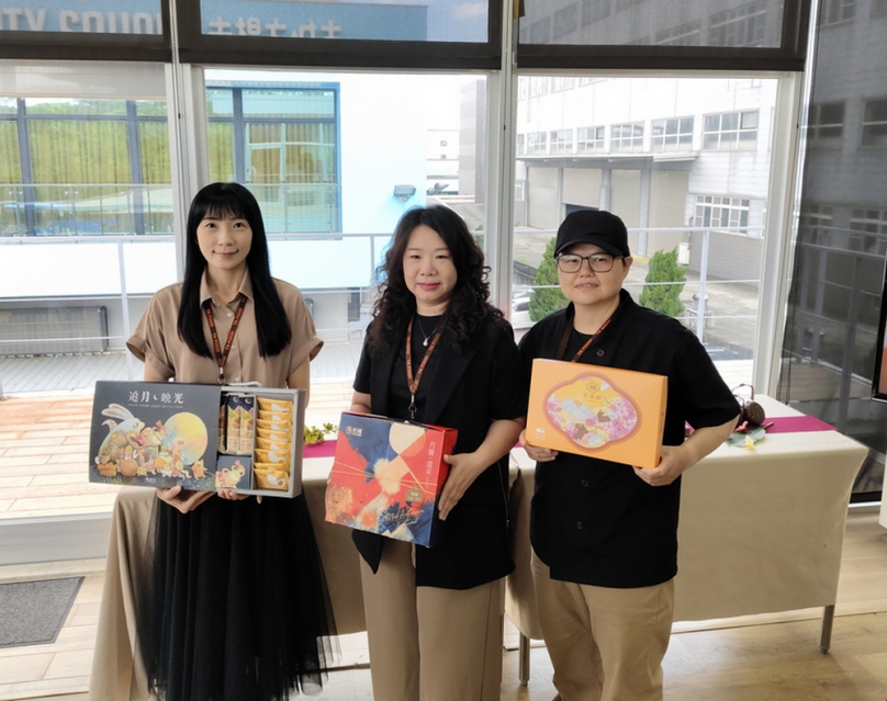 老楊食品副品牌硯微墨藝術烘焙 發表香酥燒餅與蛋黃酥中秋限定禮盒