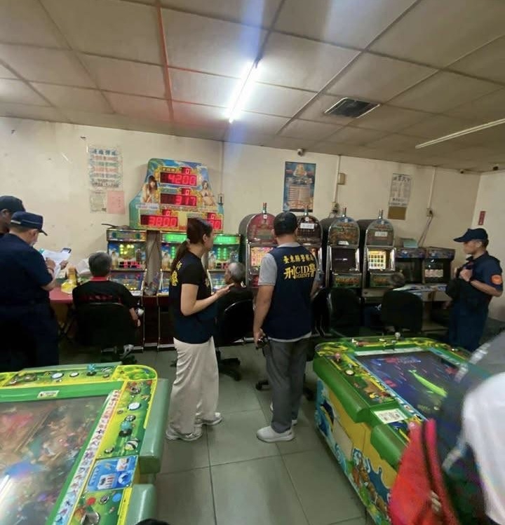 收心操｜開學在即，臺東縣警察局執行青春專案保護青少年工作進入期末執行階段。