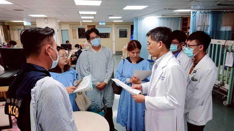 4歲童吃餅乾掉屑被母親男友抓去撞牆成植物人