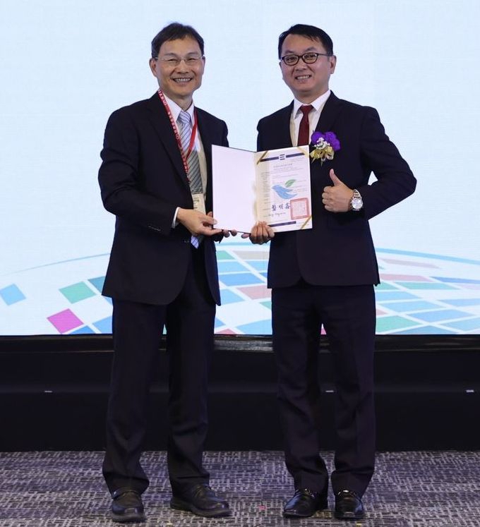 中鋼IF汽車用鋼RC30榮獲經濟部資源再生綠色產品認證