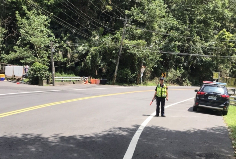 中埔警分局宣導交通疏導管制措施 協助嘉義雙潭馬拉松菁英賽順暢