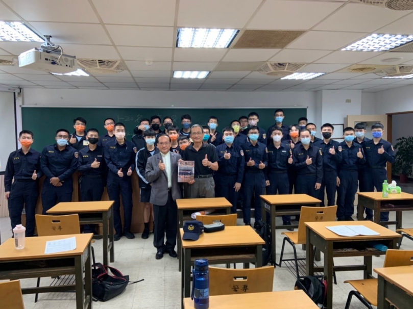 警界孔子高哲翰講座教授專文推薦:開運達人楊登嵙不僅是「國師」更是當代「國學才子」