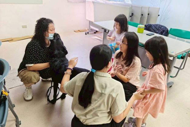 黃偉哲重視身障婦女育兒權益 打造友善無礙共融城市