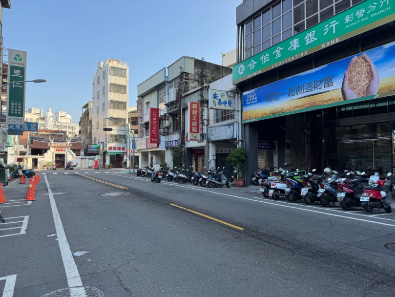 公告115年土地現值和地價，彰化縣地王仍由彰化市民族路東側、中華路至合庫彰營支庫(商業區)蟬聯。（照片縣府提供）