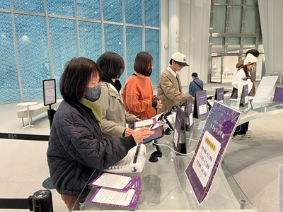 中市AI圖總館推出「時光未央．追憶未來」書展 邀請民眾體驗閱讀新篇章