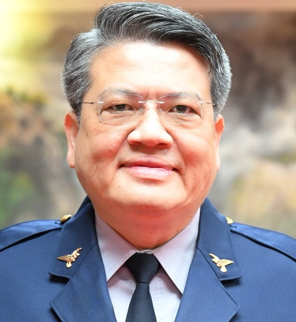 高哲翰講座教授敬佩警政署副署長郭士傑 從「正心之光」到實務典範