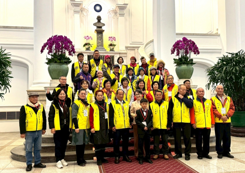 台灣區觀光協會聯合會參訪總統府、立法院 副總統蕭美琴與立法院長韓國瑜親切接見 促進觀光與府院交流 共同推動台灣國際能見度!