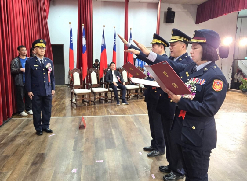 雲林縣警局主任秘書、督察長布達 虎尾、西螺、北港分局長交接 共同營造祥和治安及親民生活環境〜
