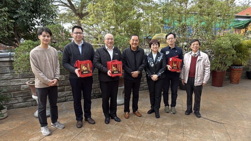 國曆2月3日、農曆十二月十六日,是一年當中最後一次「做牙」,也就是俗稱的「土地公尾牙」,不少民眾把握時機到土地公廟謝神、求財運