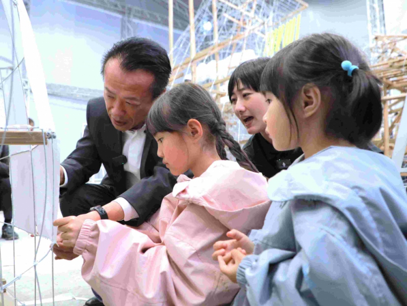 2026台灣燈會日本「青森睡魔抵嘉」 縣長翁章梁與小朋友體驗製作巨型紙燈籠〜