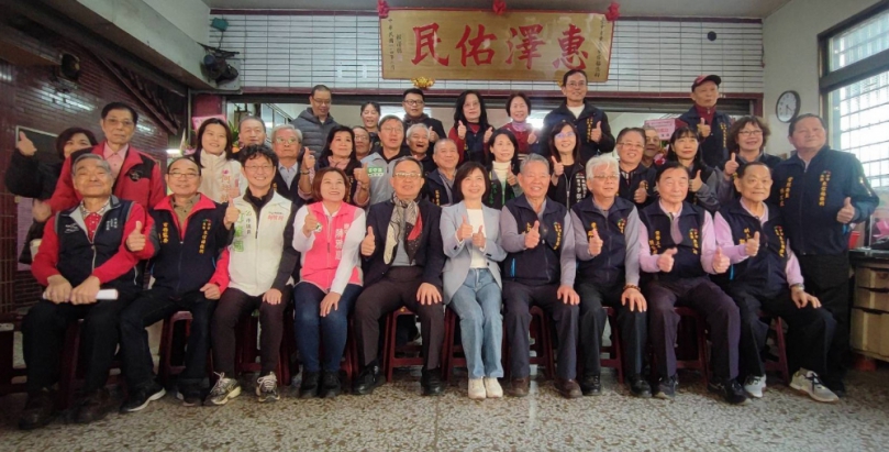 中市東信里福德祠之光 宗教召集人余政憲替總統贈送福德祠 民佑澤惠匾揭匾