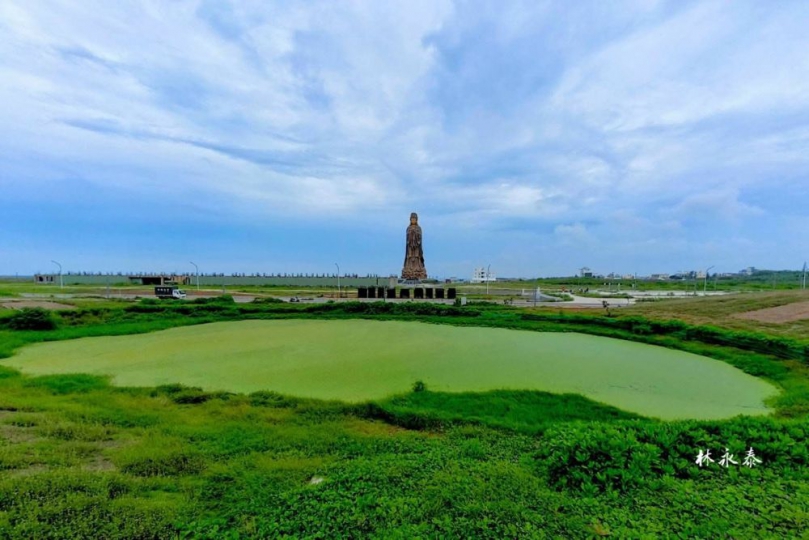 重光休憩專用區啟用近4年 目前完成規劃即將公告招商  期間於114年順利完成可行性評估（含公聽會）及先期規劃，廣泛蒐集地方意見，確保開發內容能兼顧公共利益與市場可行性。本案採BOT（新建－營運－移轉）模式辦理，主體設施定位為「觀光遊憩設施」，規劃包含渡假旅館、主題餐飲、親子遊憩設施及康養中心等多元空間，期盼能藉此串聯周邊觀光資源，強化澎湖觀光服務的質與量。