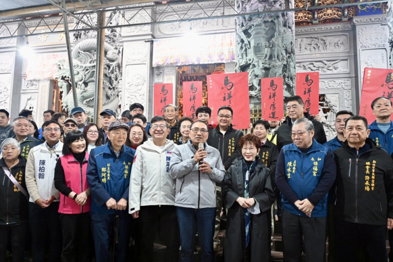 初四「接神日」侯友宜赴土城、中永和參拜 祈願市民豐衣足食